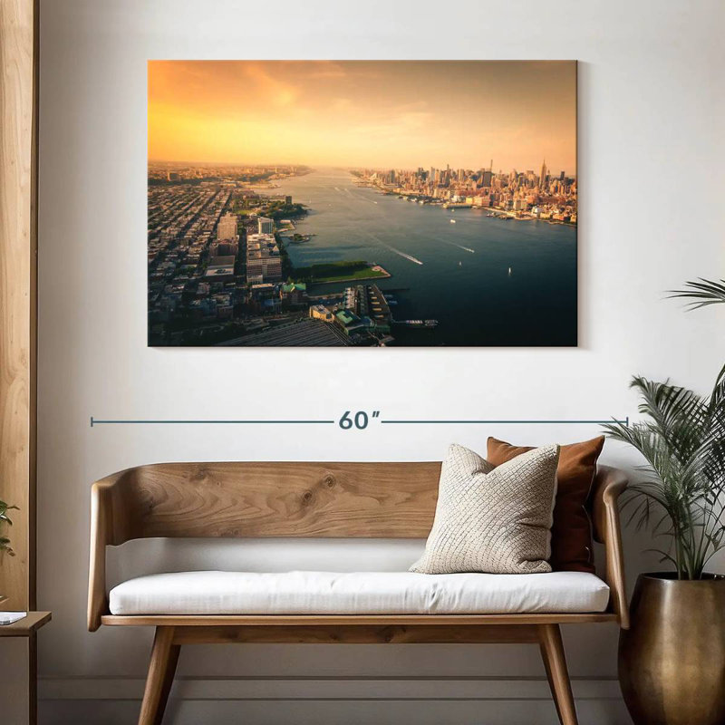 Nicci Hudson River From Above I, H 32 po x l 48 po