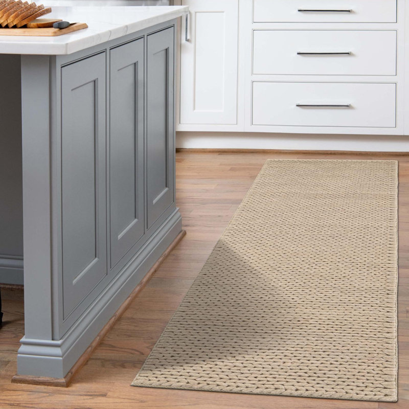 Yanellie Hand Loomed New Zealand Wool Area Rug , Runner 2' x 6'7"