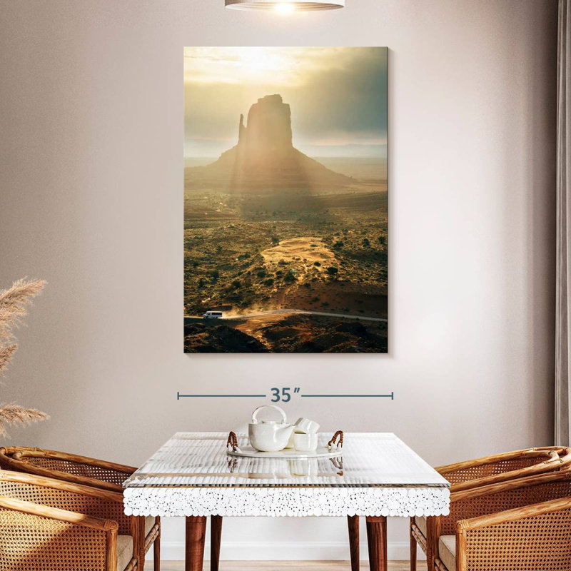Aime Monument Valley Arizona Sunrise, H 51 po x l 34 po