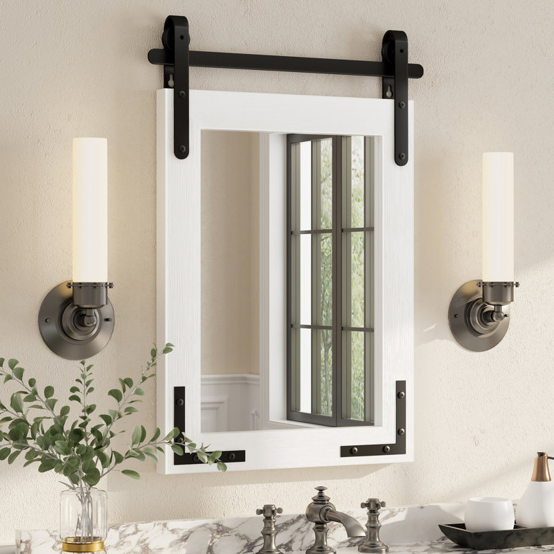 Miroir mural Amara Rustic Farmhouse, Blanc, 26 po x 18 po; Verticale