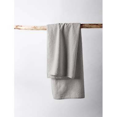 Airy cotton towels