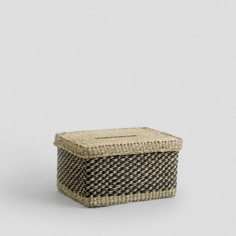 Kona Seagrass Basket with Lid - Small, 17 pt