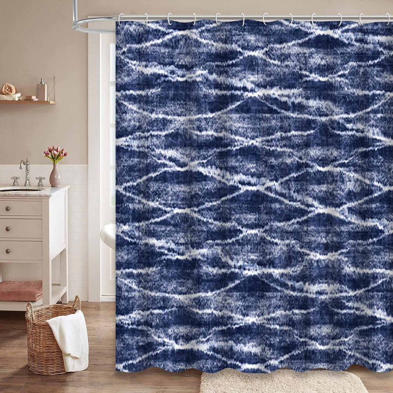Rideau de douche abstrait en tissu bleu à motif abstrait indigo avec 12 crochets, L 72 po x l 78 po