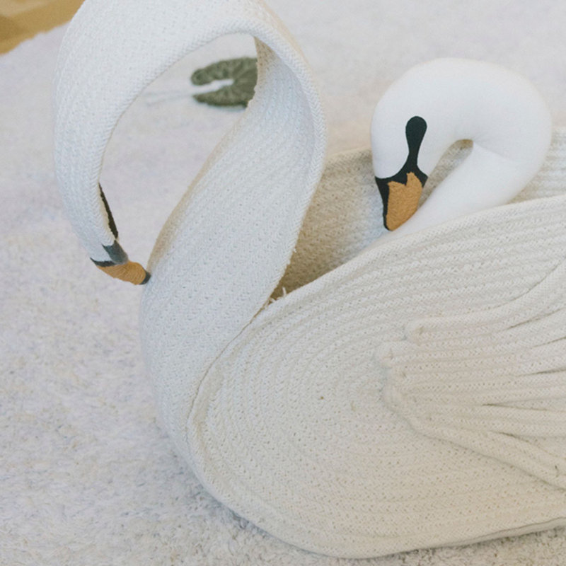 Basket Swan