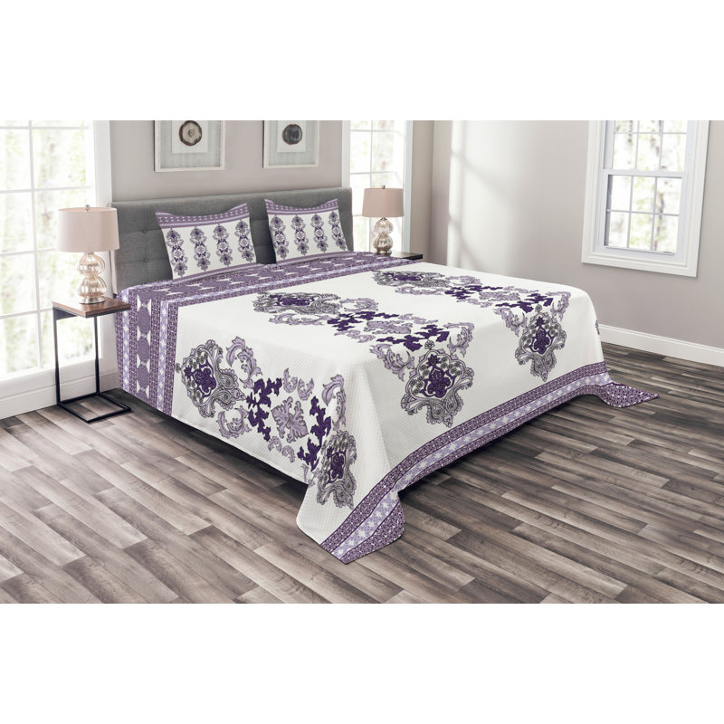 Lavender/Purple/White 100% Microfibre Bedspread, 200 x 220 cm