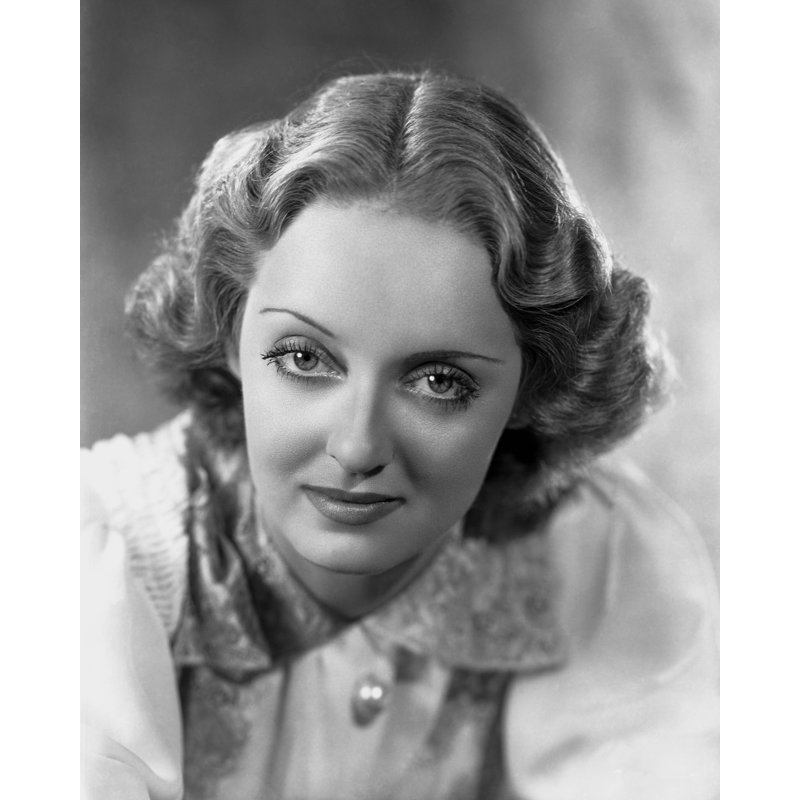 Bette Davis: Piercing Gaze - photographie non encadrée, L 8 po x H 10 po