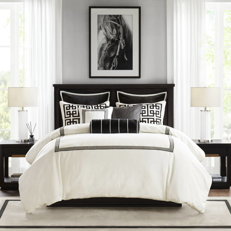 Édredon 9 pièces pour très grand confort, toutes saisons, broderie d'inspiration grecque et ensemble de luxe surdimensionné de couette de qualité, couture Bartack non visible facile d'entretien