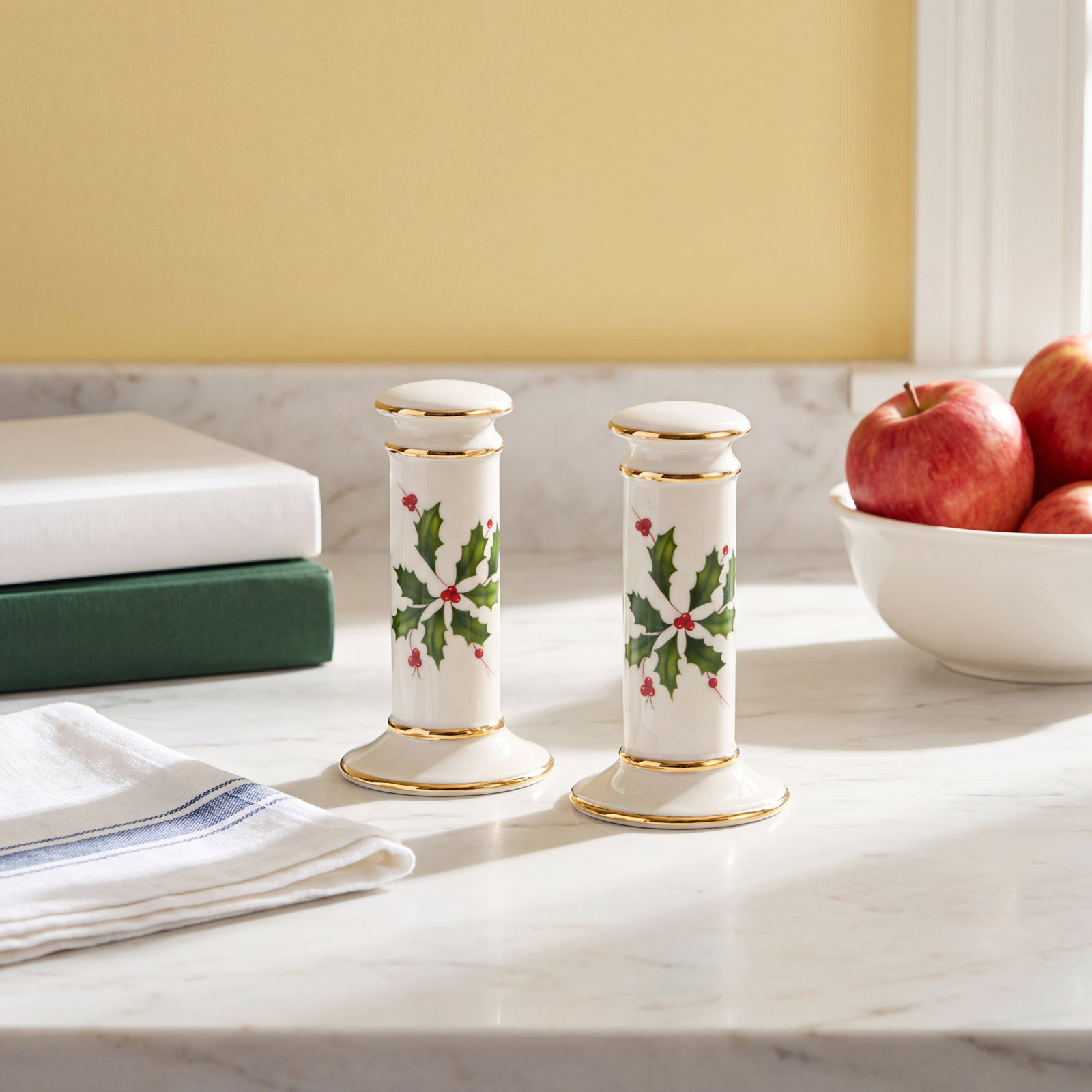 Holiday Archive Salt and Pepper Shaker Set
