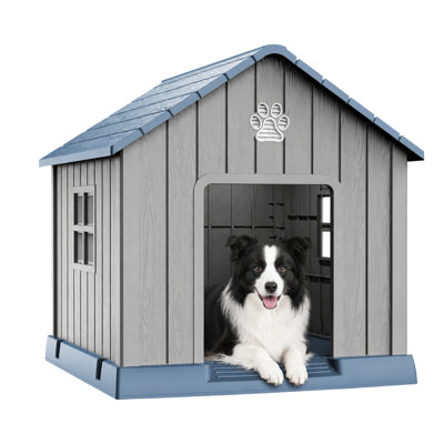 Large Weatherproof PP Dog House with Top Vents & Ground Stakes, Elevated Outdoor Kennel for Multiple Pets, Tool-Free Assembly