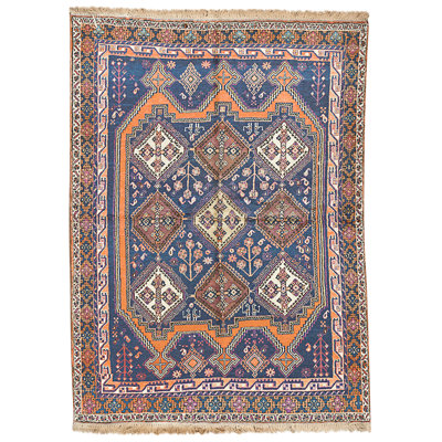 Hand Knotted Wool Area Rug in Red