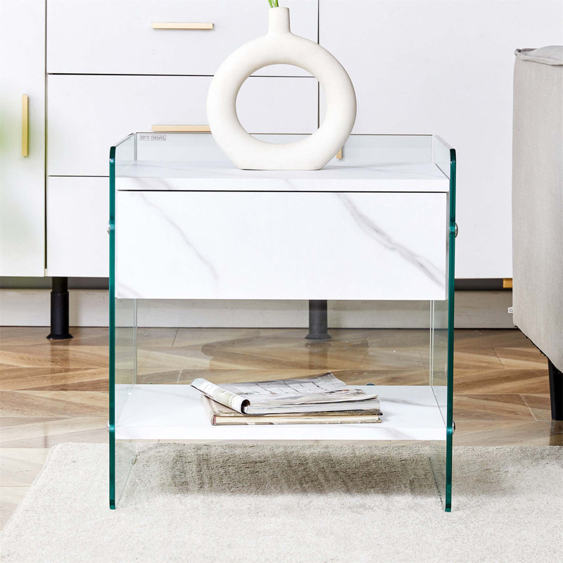 Table de chevet simple et élégante avec tiroirs, avec plateau en panneau de fibres à densité moyenne et côtés en verre trempé transparent pour un excellent rangement