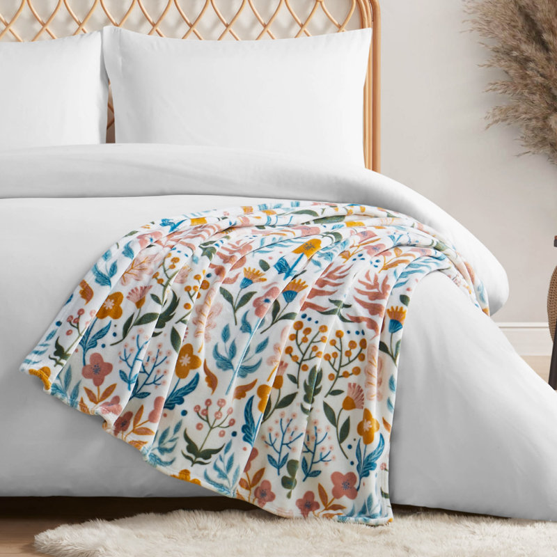 Jessica Simpson Mila Blankets