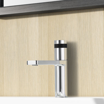 Single-handle Bathroom Faucet with Drain Assembly