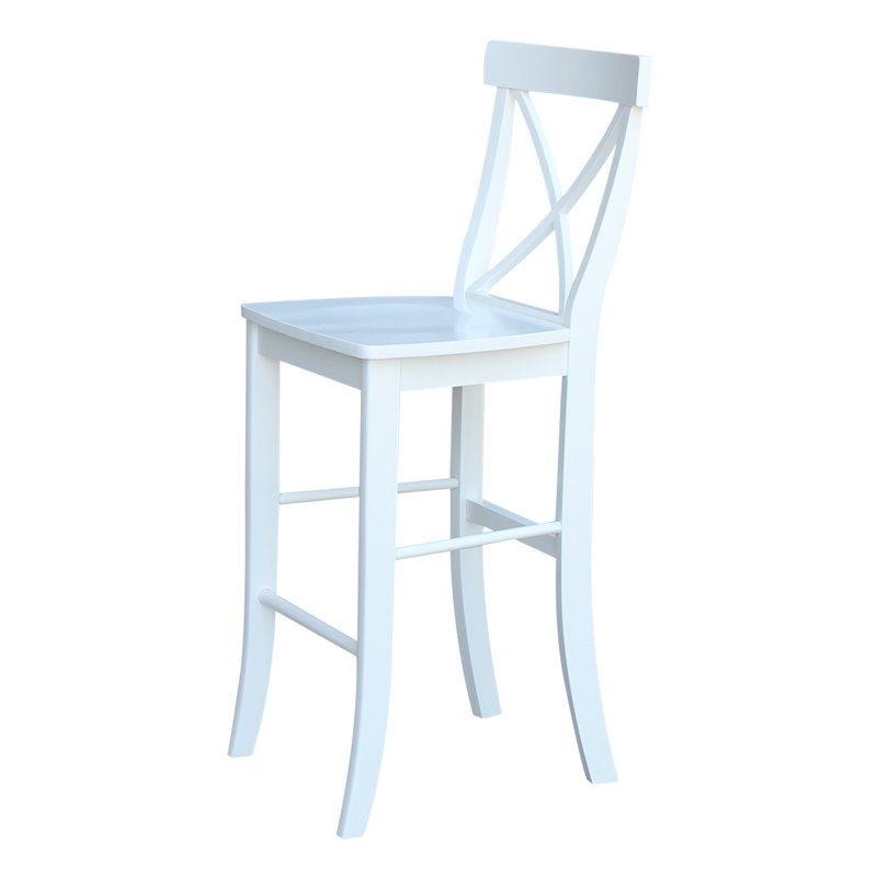 Tabouret de bar en bois massif Guzik, Blanc, Tabouret de bar (siège d'une hauteur de 29 po)