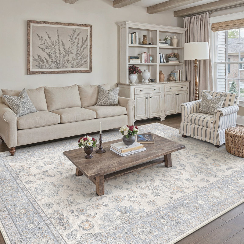 Lume Classic Persian Inspired Area Rug in Light Blue, Rectangle 6' x 9', Blue