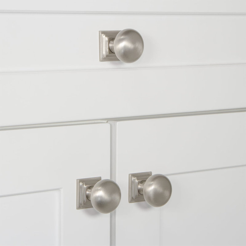 Fifth Avenue Cabinet Knob, Satin Nickel