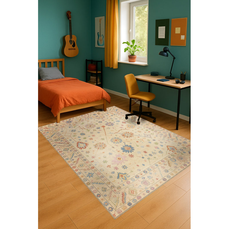 Tapis tissé à motif ondulé crème Mosso, 2' x 2'11"
