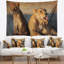 Lionne africaine avec ses petits prenant sa tapisserie relax-28487766