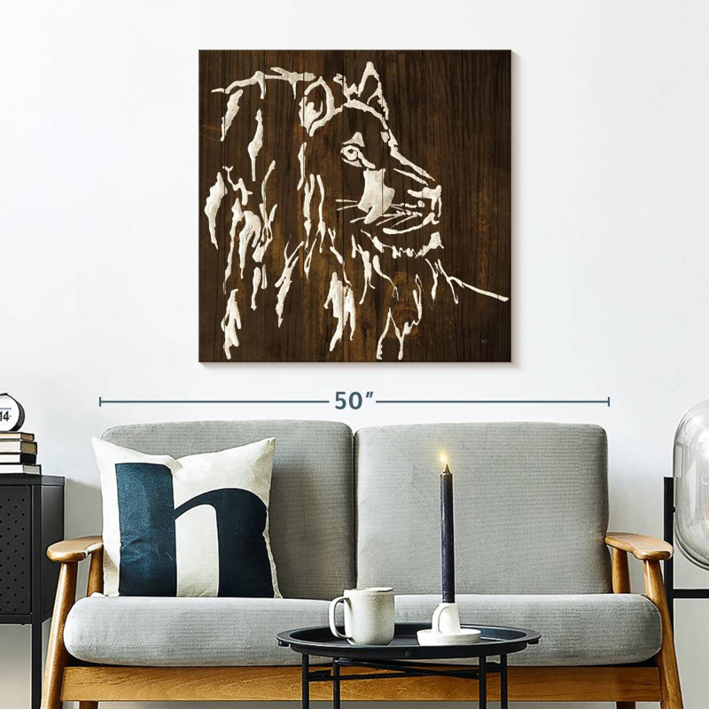 Crowle lion sur bois foncé, H 30 po x l 30 po