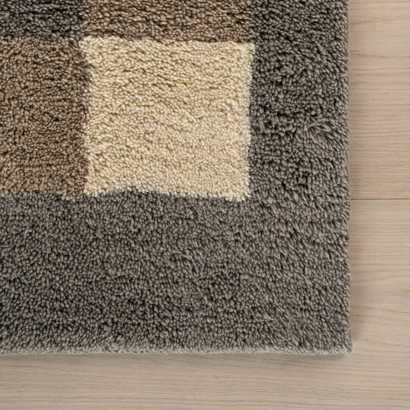 Silja Bordered Rug, Rectangle 5' x 8'