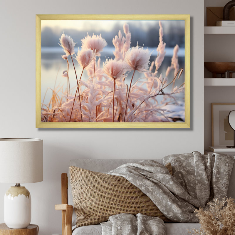 Winter Reverie Landscape V - reproduction sur toile, Cadre doré à une seule photo, H 16 po x l 32 po x P 1 po