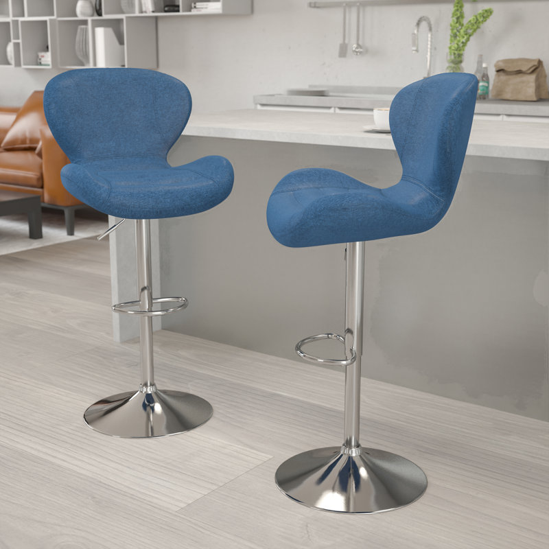 Tabouret de bar contemporain réglable en vinyle avec dossier incurvé et base chromée Nuttall, Polyester bleu