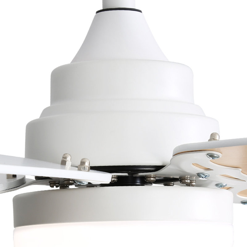 Ventilateur de plafond avec lumières DEL Refton Whisper Bloom, Chrome chrome, Nature