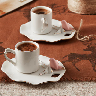 Ensemble tasse à café et soucoupe