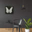  «Wings 1» par James Wiens, art mural en verre acrylique, 24 po x 24 po