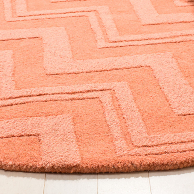 Nishi Hand Loomed Wool Chevron Rug, Round 5'