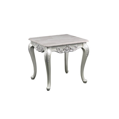 Table de bout à finition argentée - idéale pour la présentation et la fonction dans le salon