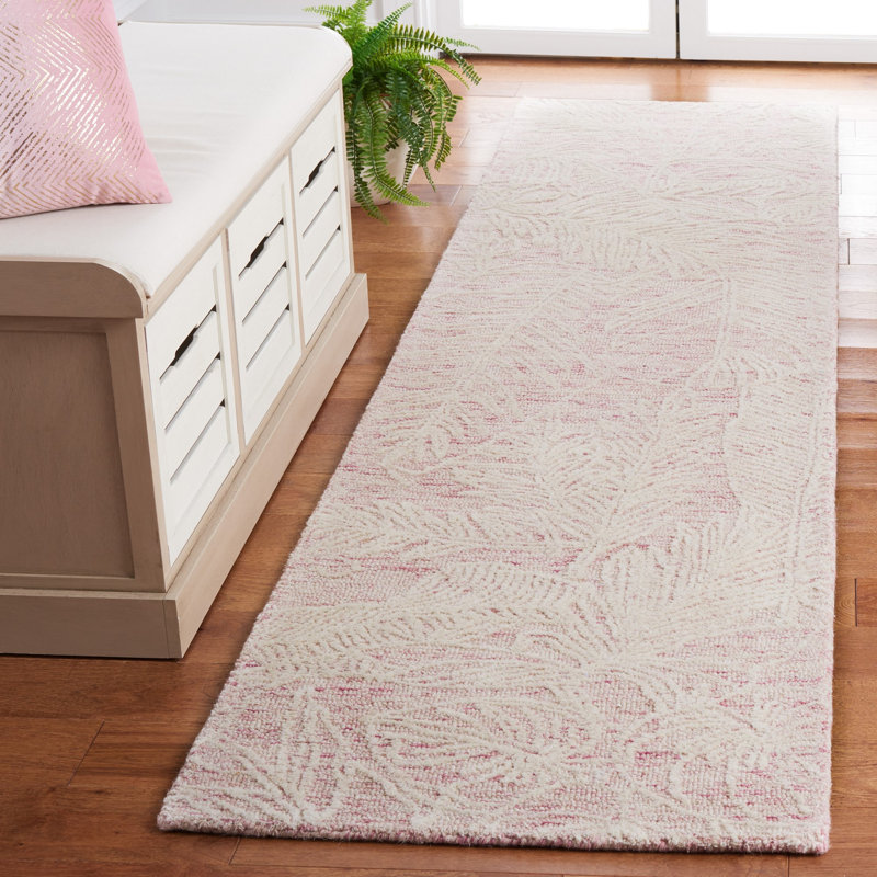 Gazella Hand Tufted Wool/Cotton Floral Rug in Ivory/Pink, Runner 2'3" x 9'