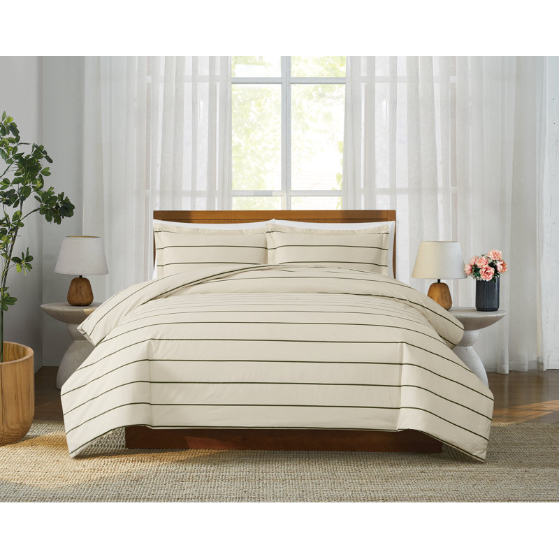 Brooklyn Loom Hayward Stripe Comforter Set, Ivory/Green, Queen Comforter + 2 Standard Shams