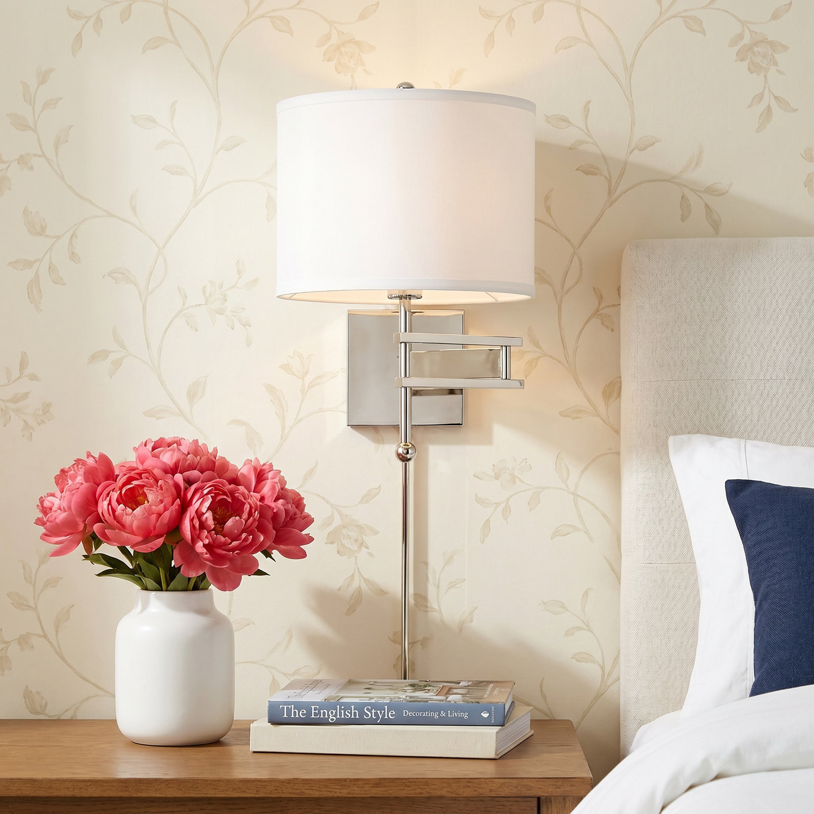 Single Light Dimmable Swing Arm Sconce, Gold