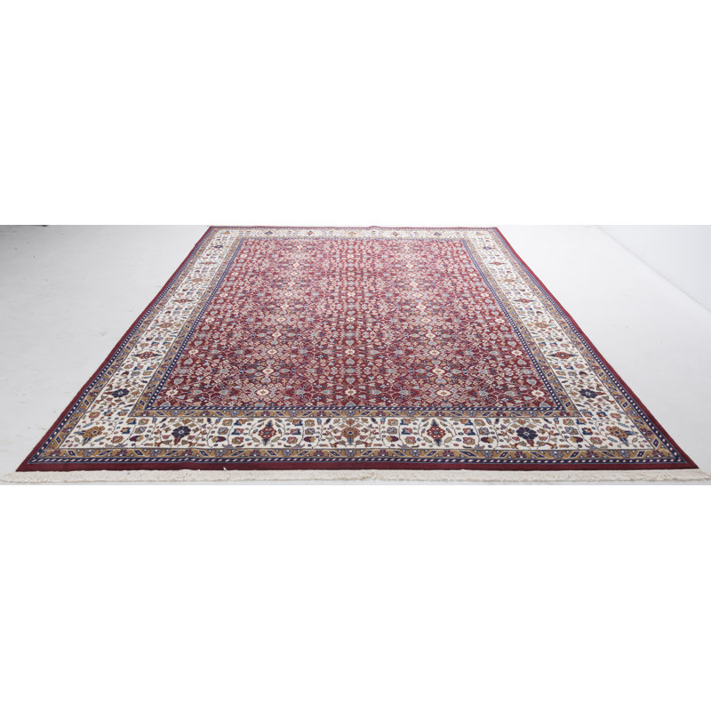 Hand Knotted Oriental Area Rug in Red