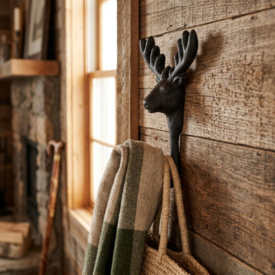 Mythra Reindeer Cast Iron Wall Hook