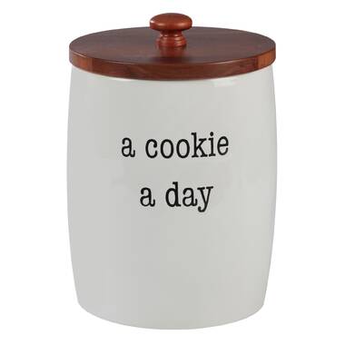 RAE DUNN STEM PRINT CROWN COOKIE JAR – Modern Home Edit