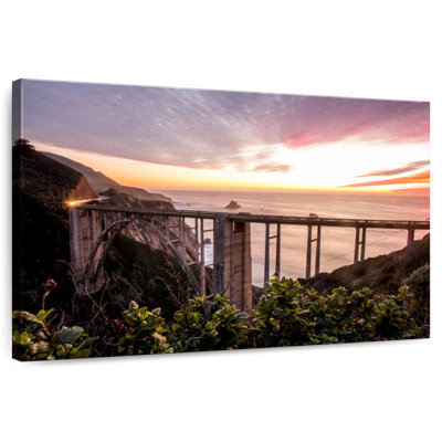 Lilie Big Sur's Bixby Bridge