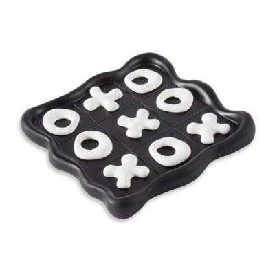 Ensemble de tic tac toe en résine