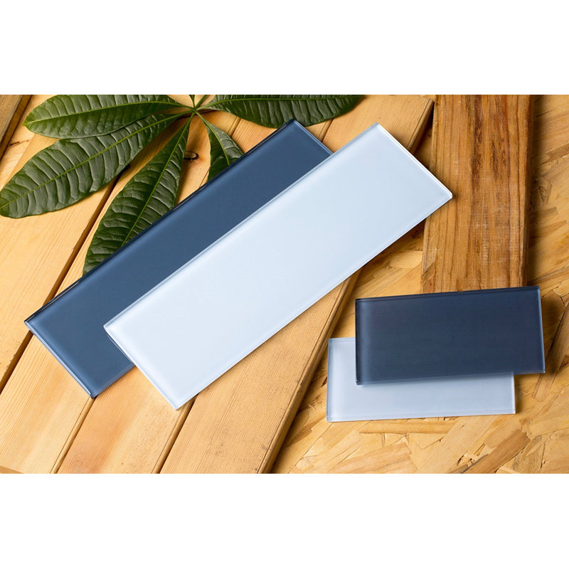 Carreau de plancher et de métro en verre 4 po x 12 po Golden Tee