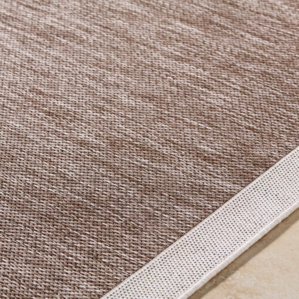 Skiles Outdoor Area Rug, Runner 2'7.5" x 7'2.6"