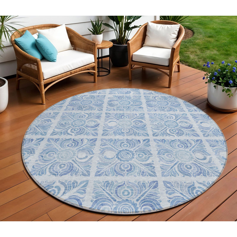 Tapis intérieur lavable rond 8 pi bleu ciel et bleu denim HomeRoots