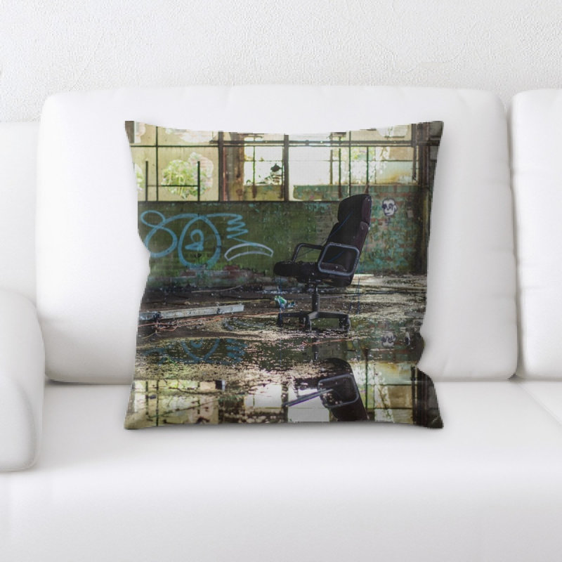 Coussin ancien et abandonné Brackston
