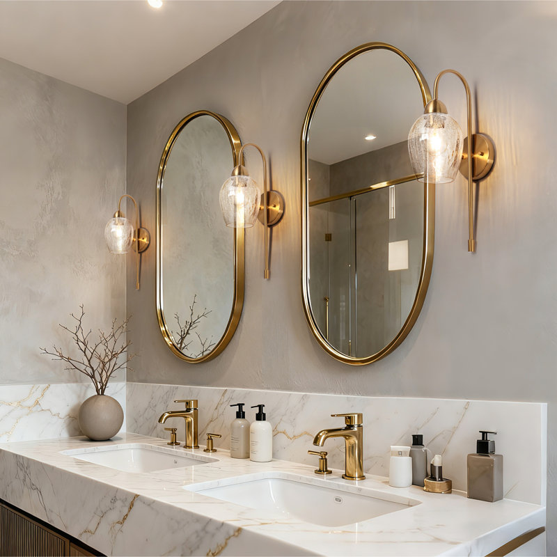 Jenavicia 1-Light Brass Wall Sconce with Clear Crackle Glass Shade