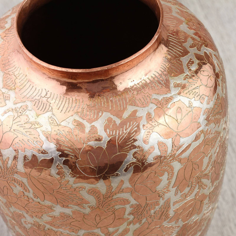 Vase Chestirad