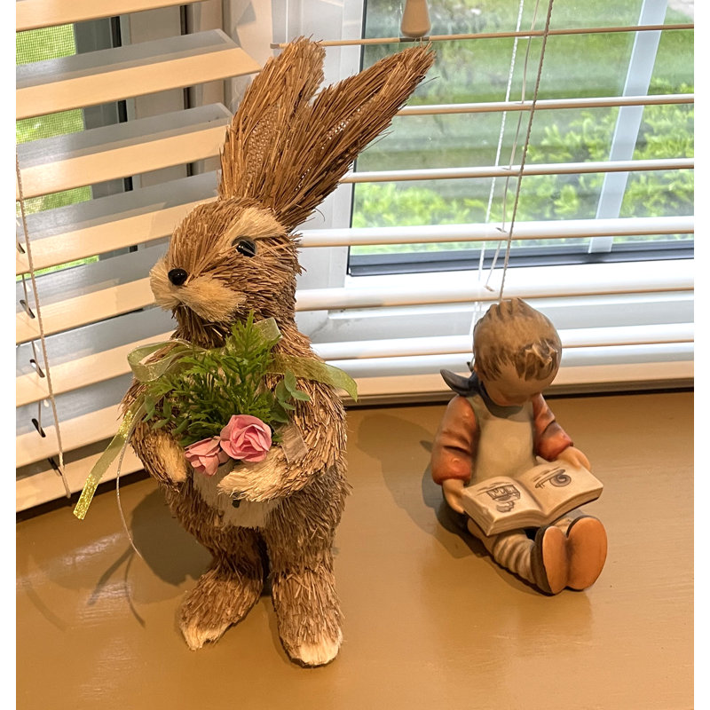 Lapin de Pâques avec bouquet 12 po