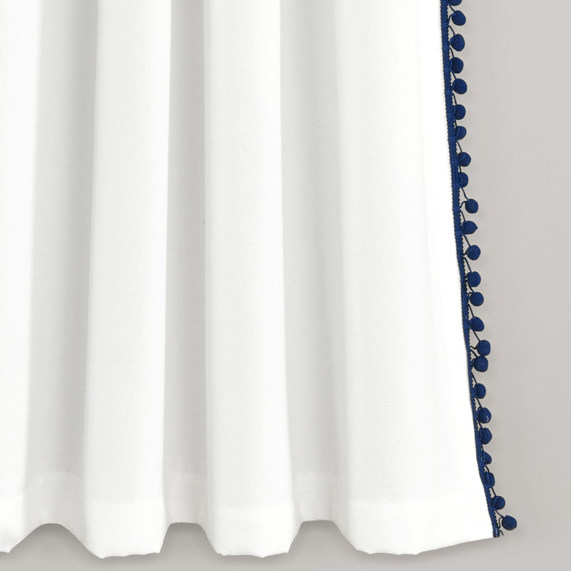 Panneau de rideau simple diaphane avec passe-tringle Pom Pom, l 50 po x L 63 po, Bleu marine