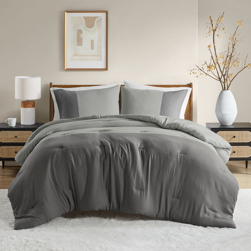 Miro Grey Soft Washed Color Block 3-Piece King/Cal King Comforter Set, King/Cal King Comforter + 2 King Shams, Gray