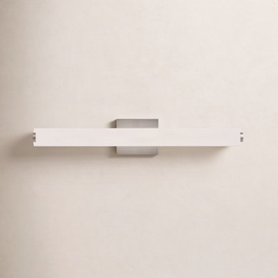 Finn 1 - Light Bath Bar