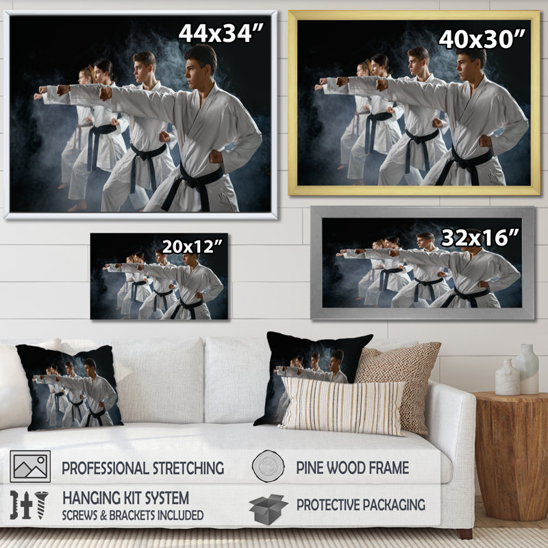 «Martial Arts Fight Fighting Studio I», reproduction sur toile, H 12 po x l 20 po x P 1 po, Cadre flottant doré